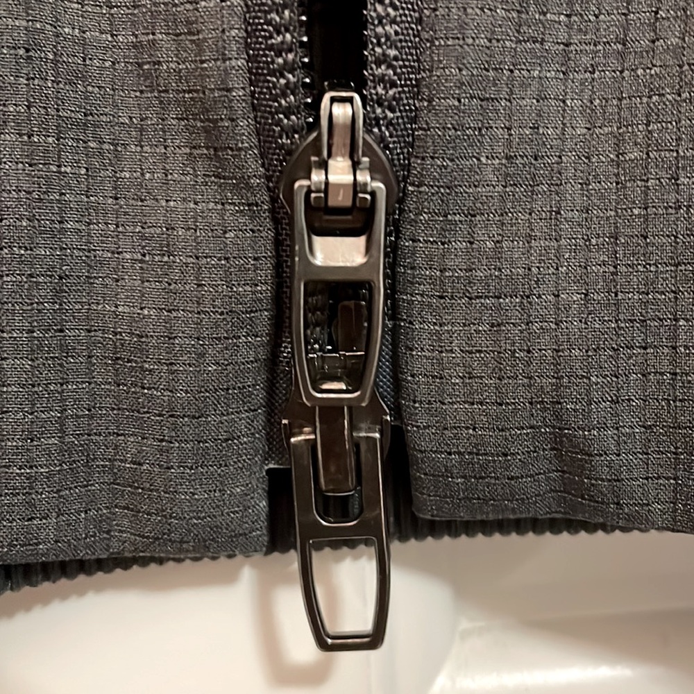Lululemon jacket - Picture 10 of 14